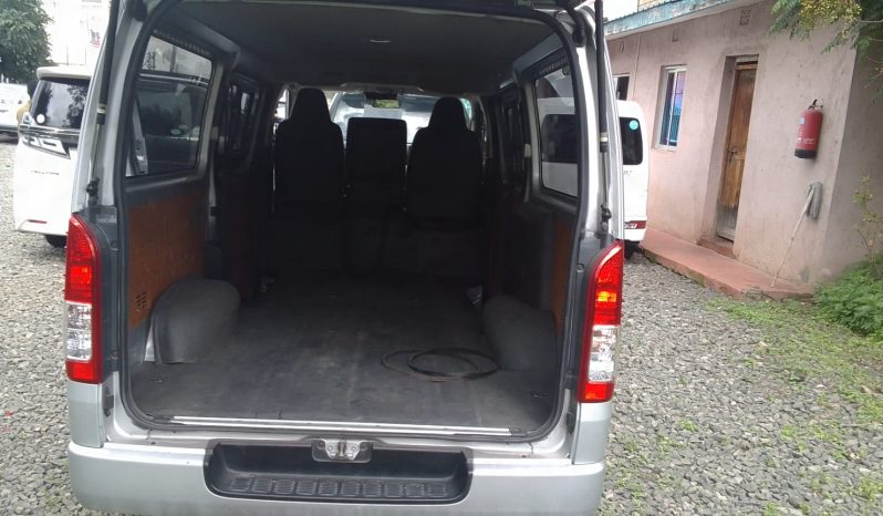 TOYOTA HIACE full