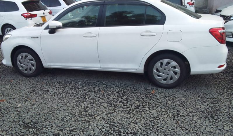 TOYOTA AXIO full