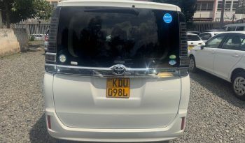 TOYOTA VOXY full