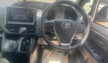 TOYOTA VOXY full