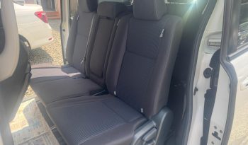 TOYOTA VOXY full