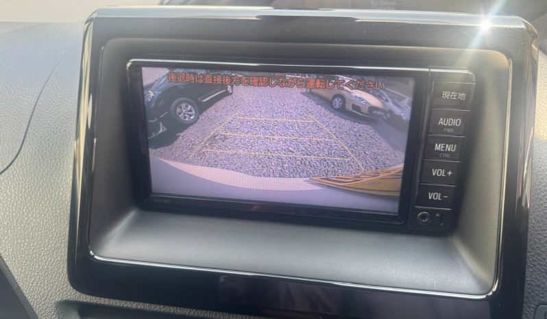 TOYOTA VOXY full